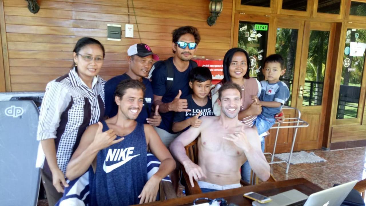 Arrys Watukarung Surfcamp Hotel Kalak Exterior foto
